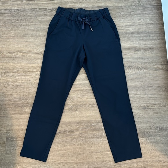 Lululemon Women’s On The Fly Pant 7/8 Navy Size 4 - Picture 6 of 11